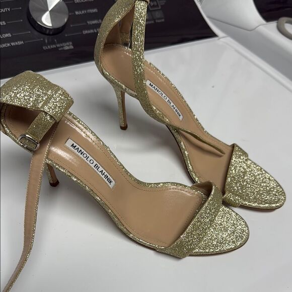 Manolo Blahnik Gold Glitter Stiletto Heels Size 42 LIKE NEW Excellent Condition - Picture 1 of 7